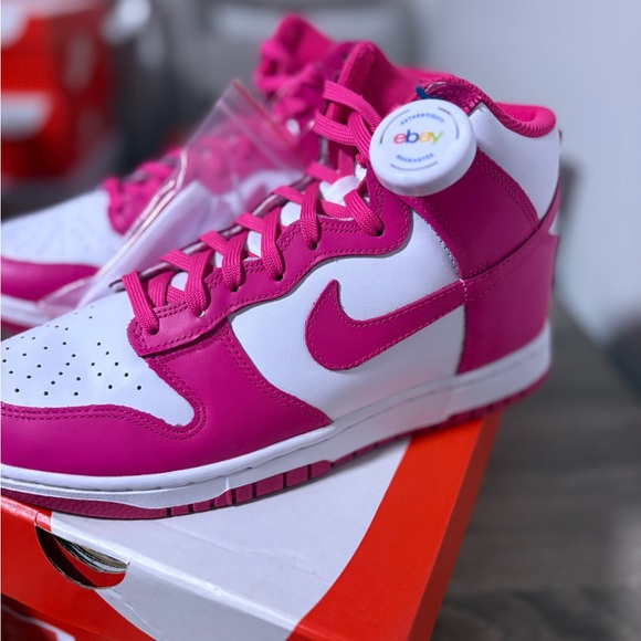 NWT Pink Nike Dunk High Womens Size 9 - Picture 3 of 7
